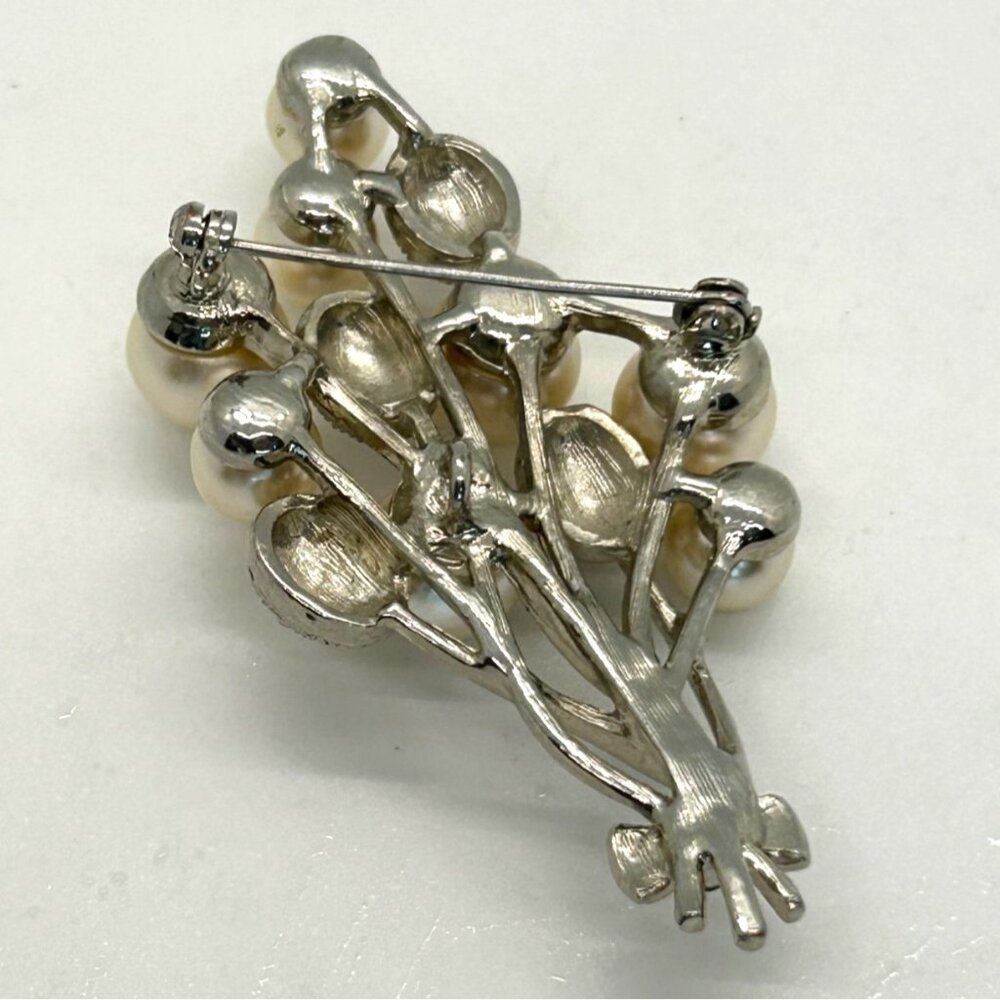 Vintage Faux Pearl Brooch Statement Silver-tone Balloon Bouquet with Bow 2.5 In - Picture 7 of 16